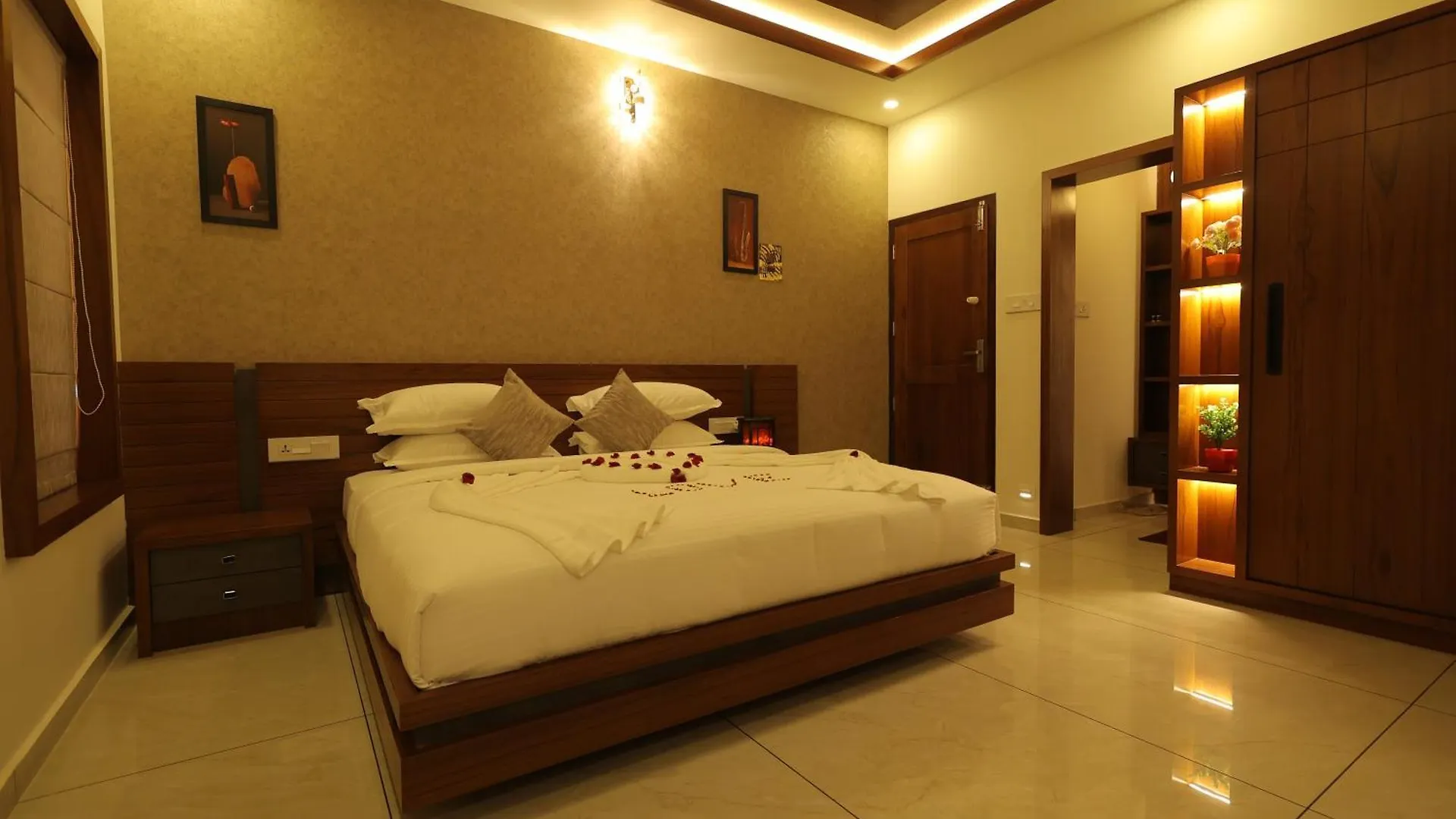 Tatvaura Resort Wayanad Padinjarathara